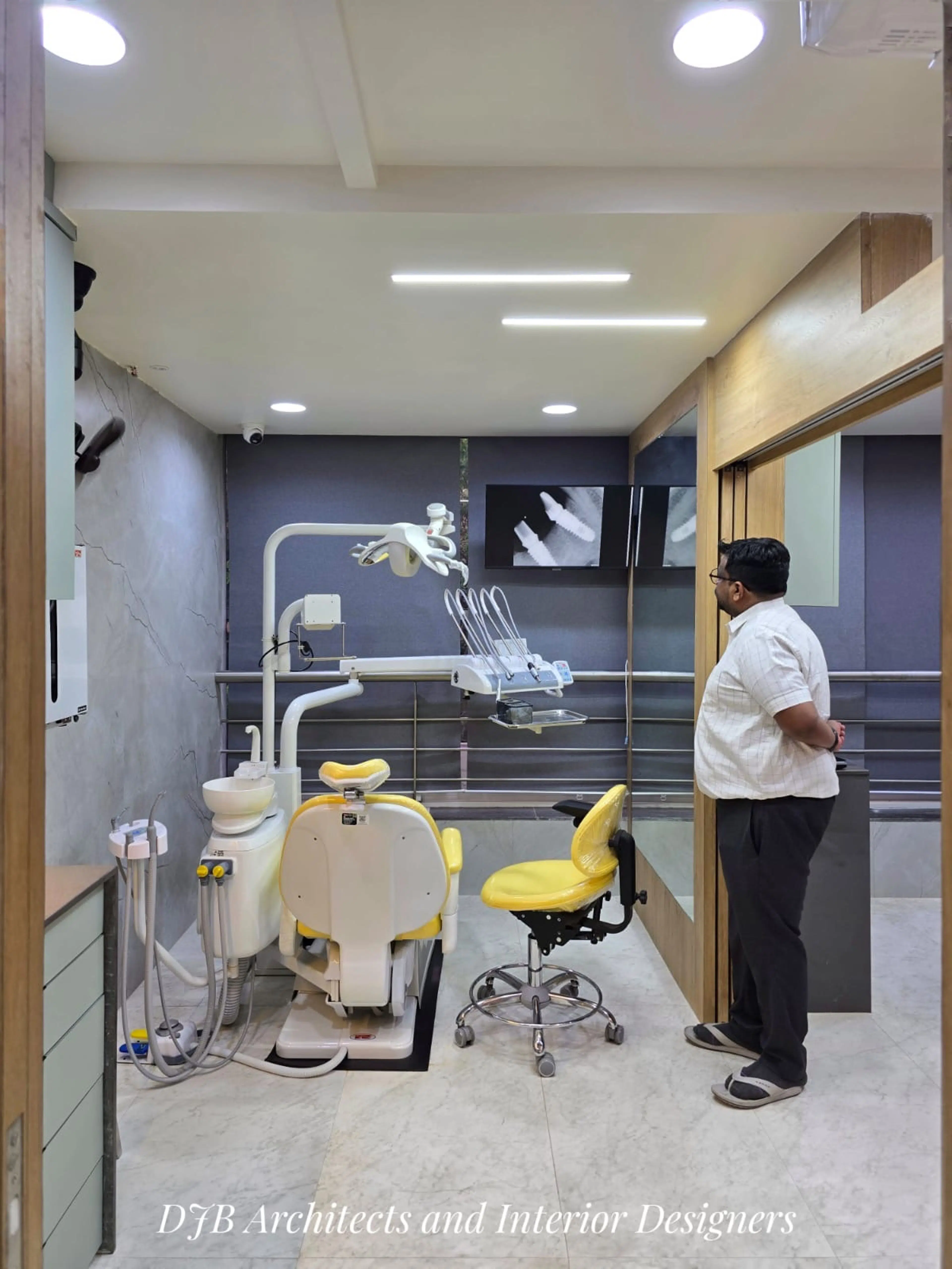 Dantam Dental Care operatory with dental chair